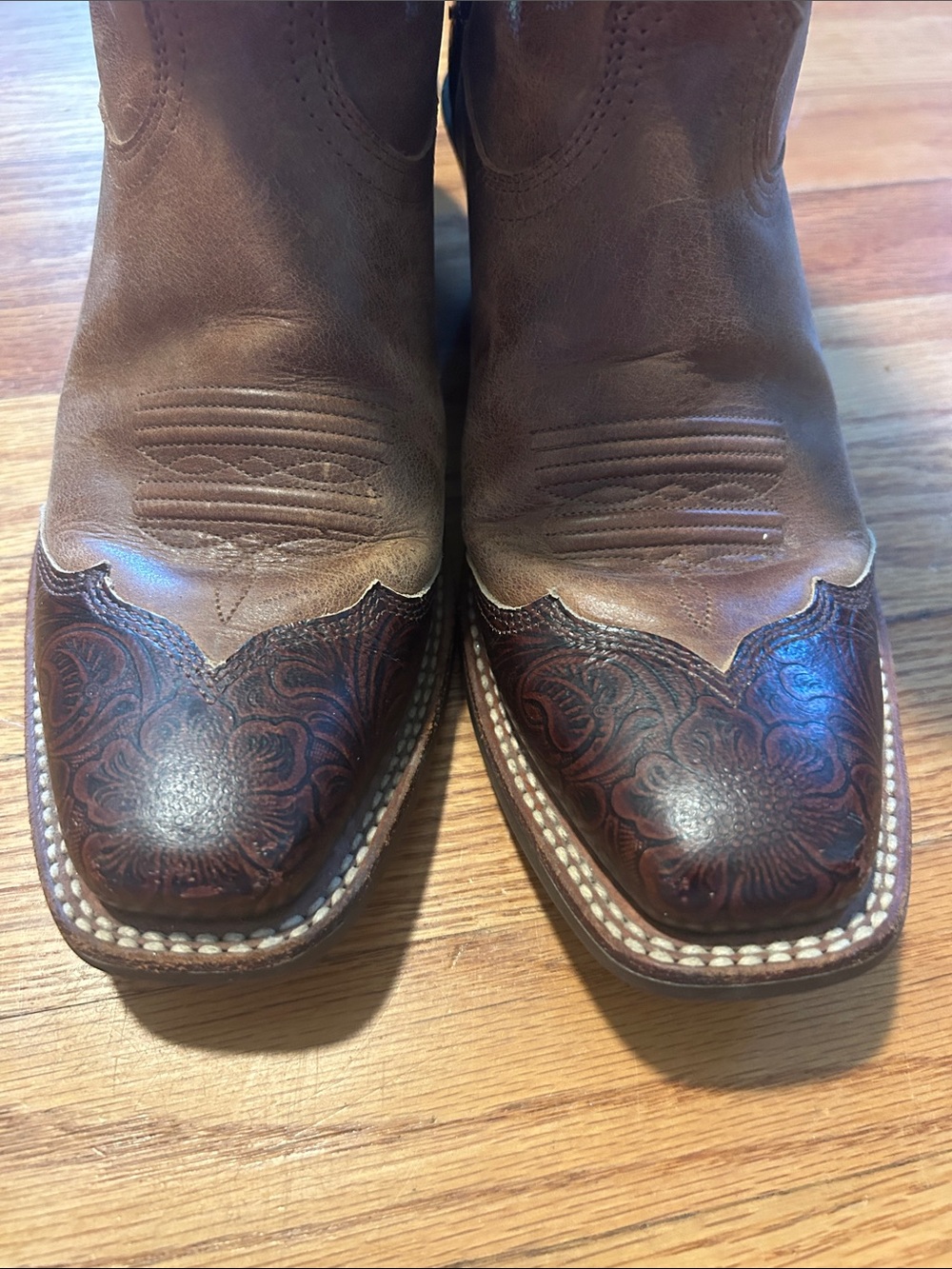 Ariat Women’s Western Cowboy Boots size 8 - Picture 4 of 9